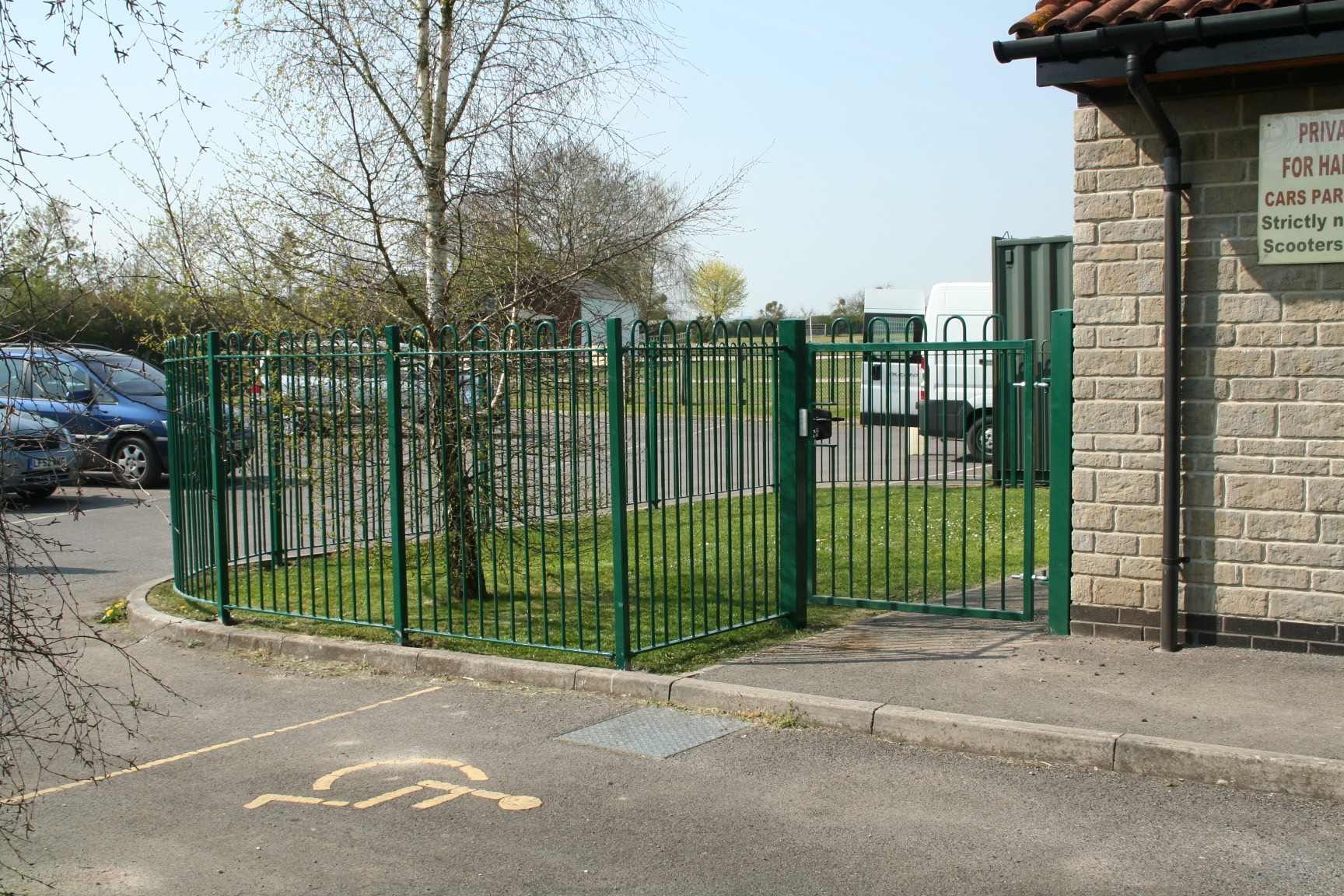 BALTONSBOROUGH BOWTOP RAILINGS